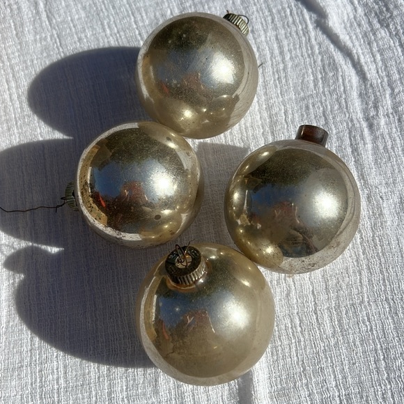 Shine Bright vintage Christmas ornaments. - Picture 9 of 17